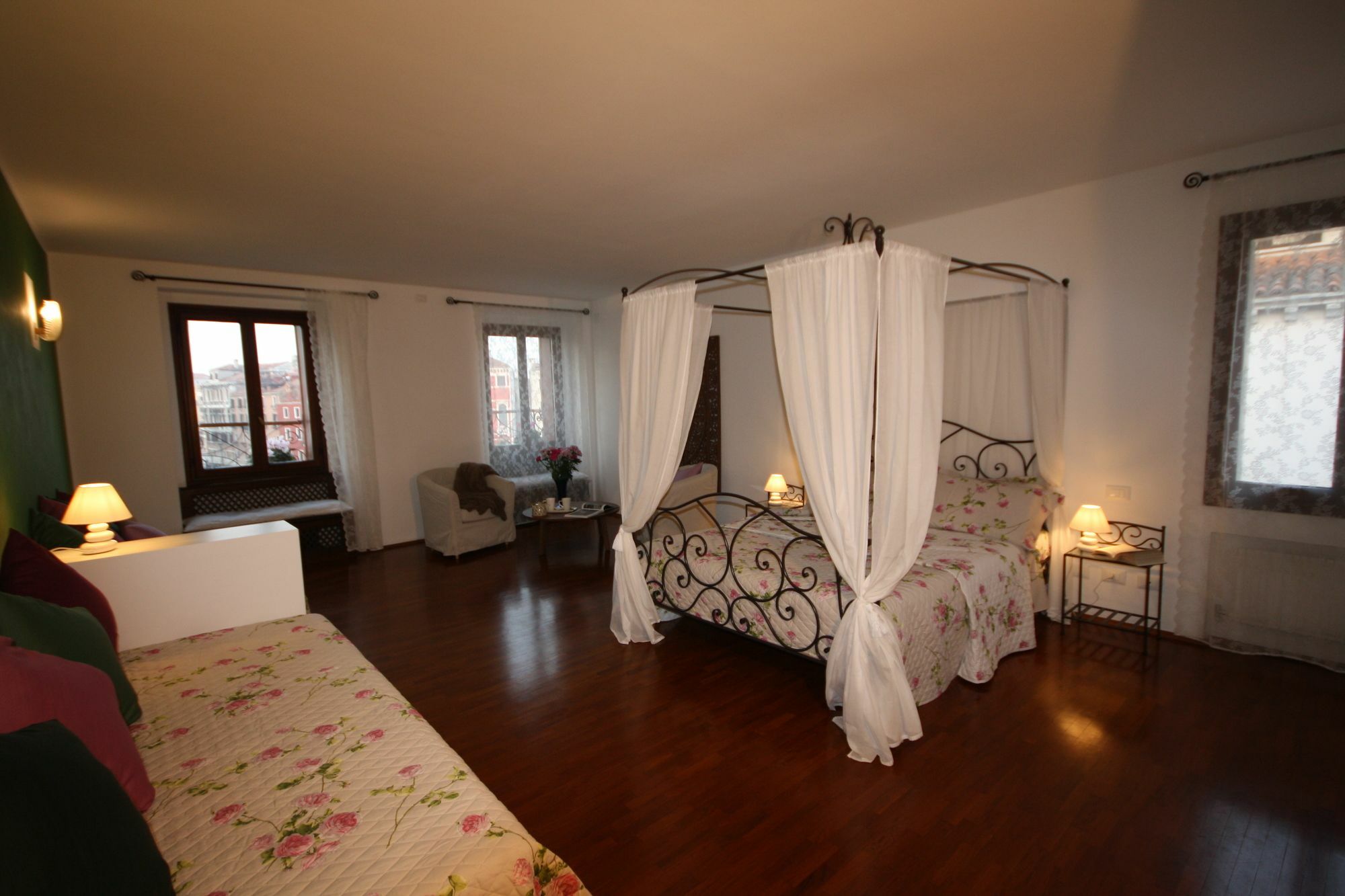 ヴェネツィア B＆B ビスタ スル カナル グランデ Bed & Breakfast エクステリア 写真